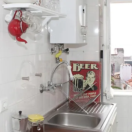 Sinta-se Com Rei No Castelo Apartman